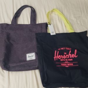 2 Herschel totes